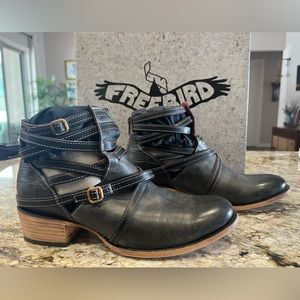 NIB FREEBIRD STAIR BOOTIES